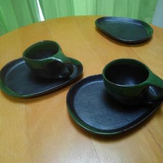 抹茶色のコーヒーカップ　２個セット　の画像