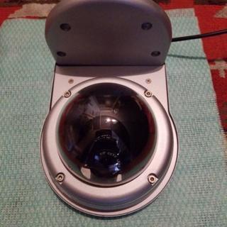 ドーム型防犯カメラ