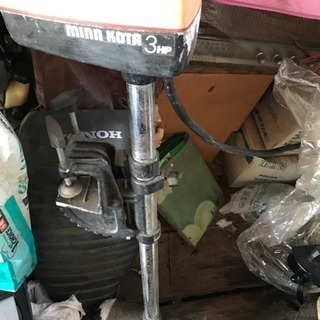 バッテリー船外機3HP12ボルト「値下げいたします。」