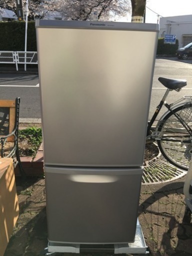 記載価格より最大2000円引き！Panasonic パナソニック ノンフロン冷凍冷蔵庫 2016年製 NR-B148W-S 138L