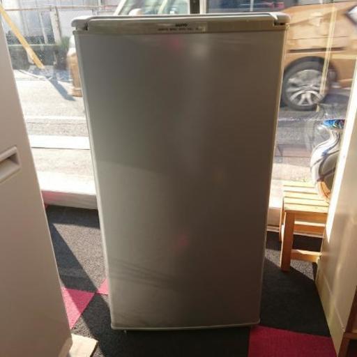 【お買い上げありがとうございました】1ドア 冷蔵庫75L 三洋  2006年式 高さ827mmカウンターの下入ります。