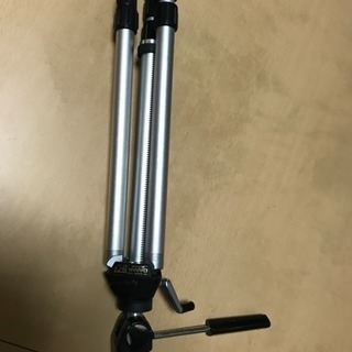 三脚