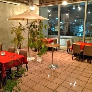 リニューアルのアミューズメントBARで新規スタッフとして一緒に働きませんか？の画像