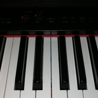 電子ピアノ YAMAHA Clavinova CLP-123の画像