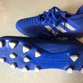 再々値下げします！サッカースパイクの画像