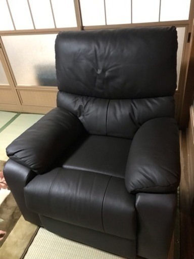 ニトリ電動リクライニングソファ本革