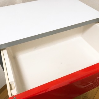 チェスト（カラー：レッド/ホワイト）【取引終了しました】の画像