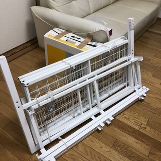 シングルベッドフレーム