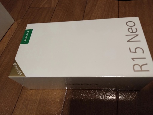 新品未開封 R15 Neo OPPO　ダイヤモンドピンク／SIMフリー／DSDV対応／トリプルスロット対応／保証書付き