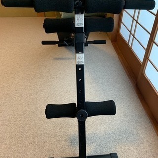 腹筋 トレーニング 器具の画像