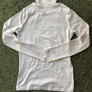 GU タートルネック