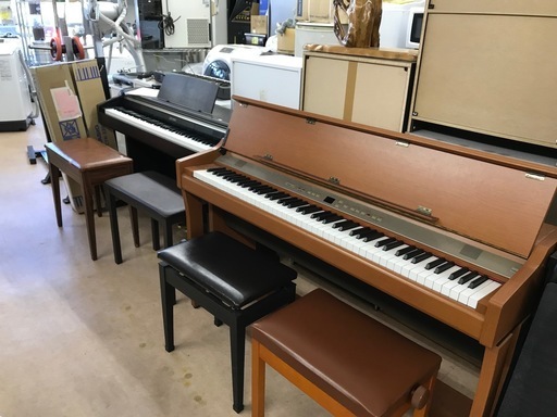 電子ピアノ入荷致しました！　カワイ！　カシオ！　２９，９８０円～（イス付き）