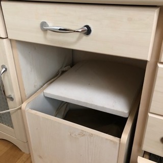 ホワイト ドレッサー 鏡台 の画像