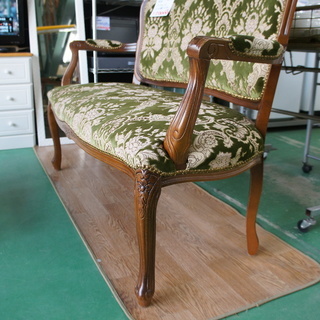 RC444 ロココ 調 猫脚 2人掛け アンティークソファー