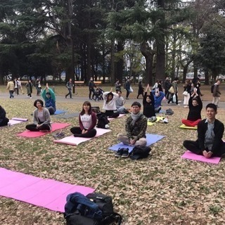 ヨガで体幹鍛えませんか？🧘‍♂️ダイエットもおすすめ👌 - スポーツ
