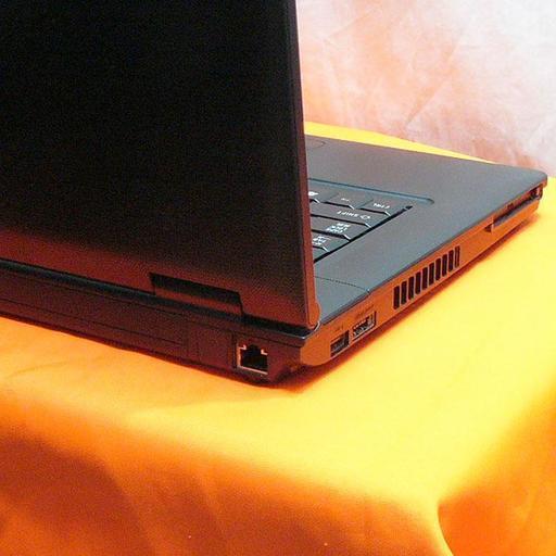 SSDで高速起動☆WiFi搭載快適NET♪東芝L41