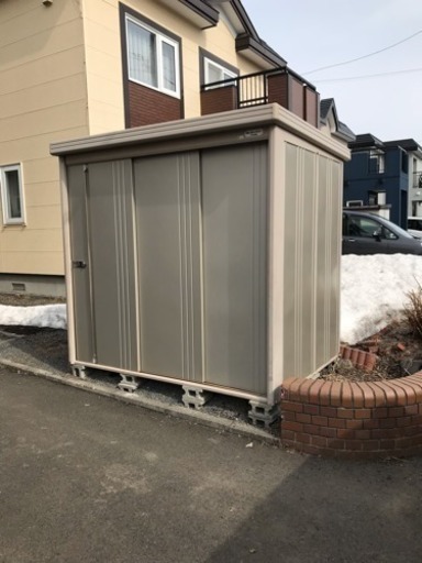 屋外物置 引き取り限定