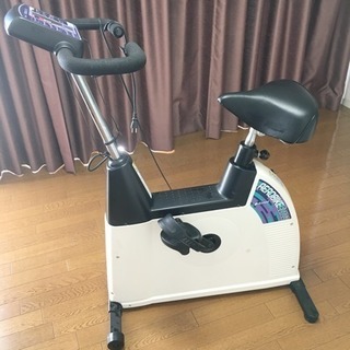 「コンビ エアロバイクEZ101」