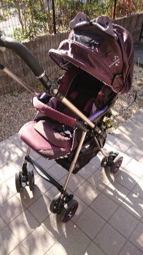 大幅値下げ!!【超美品】 コンビ ベビーカー ディアクラッセ オート4キャス エッグショック 600