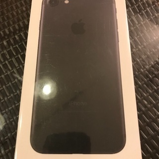 iPhone7 ブラック 32GB SIMロック解除済 新品未開封