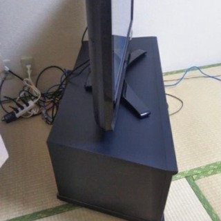東芝 REGZA 32インチ　首ふりテレビ　※テレビ台なしの画像