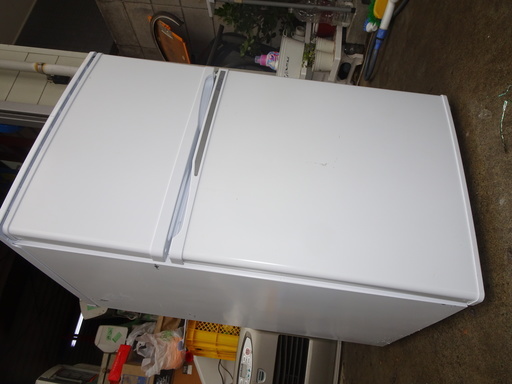 西９２１　エンプレス　冷蔵庫　２ドア　AR－９０W　９０L　２０１５年製