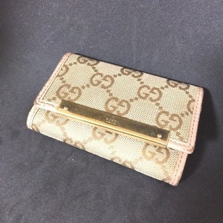GUCCI グッチ GGキャンバス×ピンクレザー 6連キーケース...