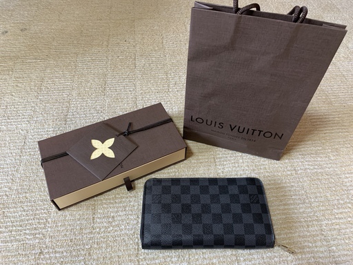 5/28終了　ヴィトン ジッピーオーガナイザーNM