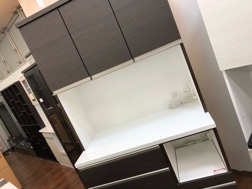 ニトリ　3枚扉レンジボード