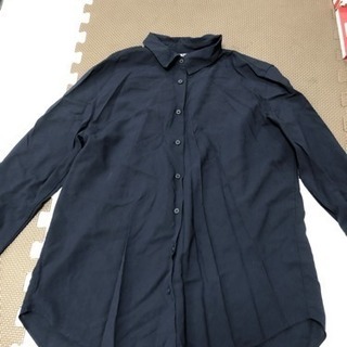 4/19日まで ユニクロ シャツ