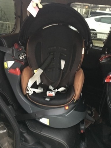 4/13まで掲載予定 アップリカ 回転チャイルドシート