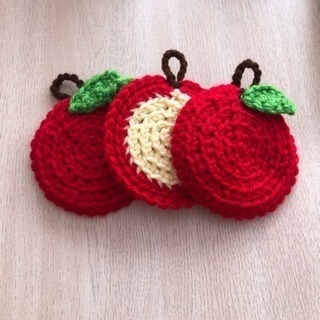 アクリルたわし りんご5つの画像