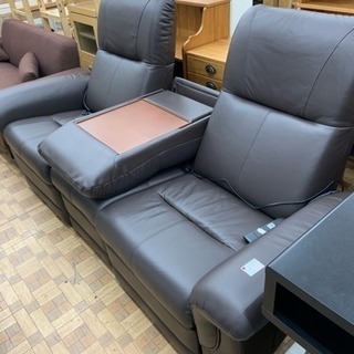 美品 電動テーブル付3人掛けソファ 座面本革 一部合皮