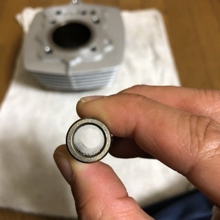 CG125 エンジン、ピストンヘッド、 ピストンピンなどの画像