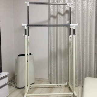 ハンガーラック