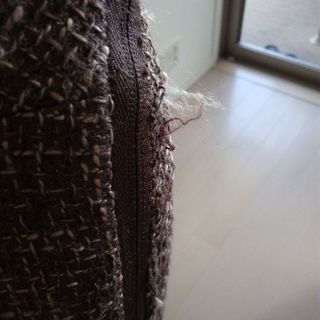 一人ソファ　座椅子　仕掛けあり　詳細は問い合わせをお願いしますの画像