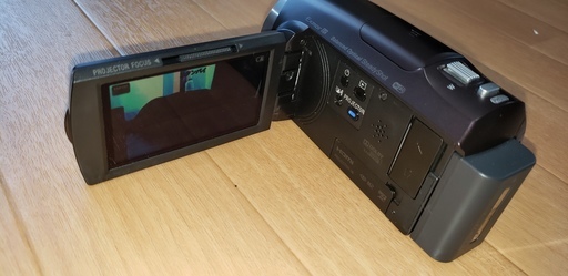 ビデオカメラ【SONY】HDR-PJ670 本体にﾌﾟﾛｼﾞｪｸﾀｰ付き 美品
