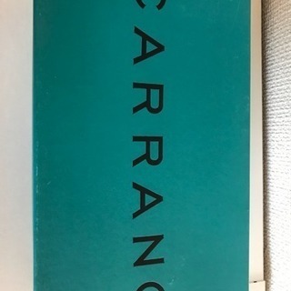 美品!!箱付き。CARRANO