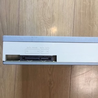 DVD ROM ドライブ 、読取り専用、SATA接続の画像