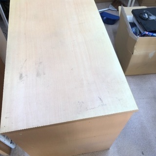 パソコンデスクの画像