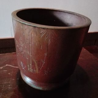 火鉢　銅製　彫金　鉢カバーにも
