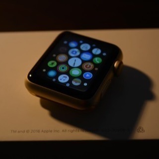 取引早い方に譲ります Apple Watch gold