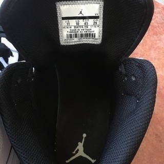 NIKE エアジョーダン1  白/黒の画像