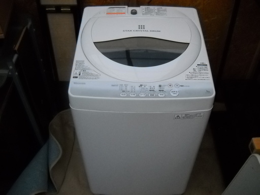 配達設置無料　美品　中古 TOSHIBA 全自動洗濯機　5㎏　AW-50GM