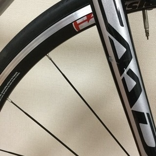 室内保管 キャノンデール CAAD12 ロードバイクの画像