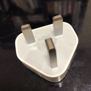 【BFタイプ】iPhone 純正充電器　香港 UK SG 