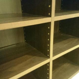 【決まりました】横長の本棚の画像