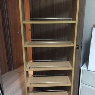 無料！スリム本棚