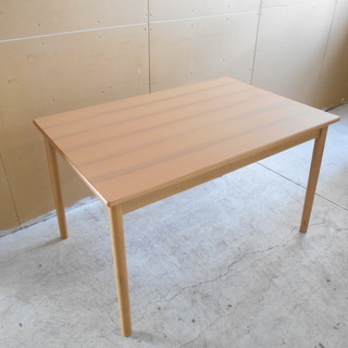 ニトリ　木製４つ足ダイニングテーブル『美品中古』【リサイクルショ...