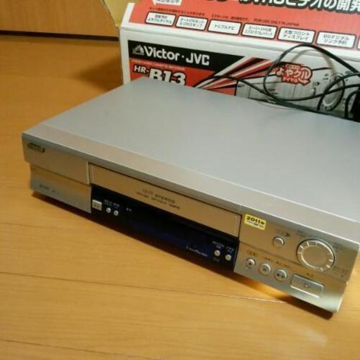 VHSビデオデッキ Victor HR-B13